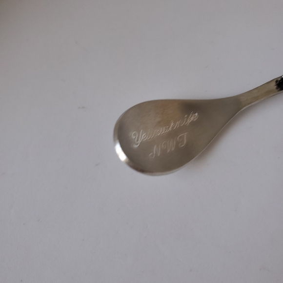 Vtg PCW 1985 Pewter Canada Yellowknife NWT Dog Sled Souvenir Collectors Spoon - Picture 16 of 17